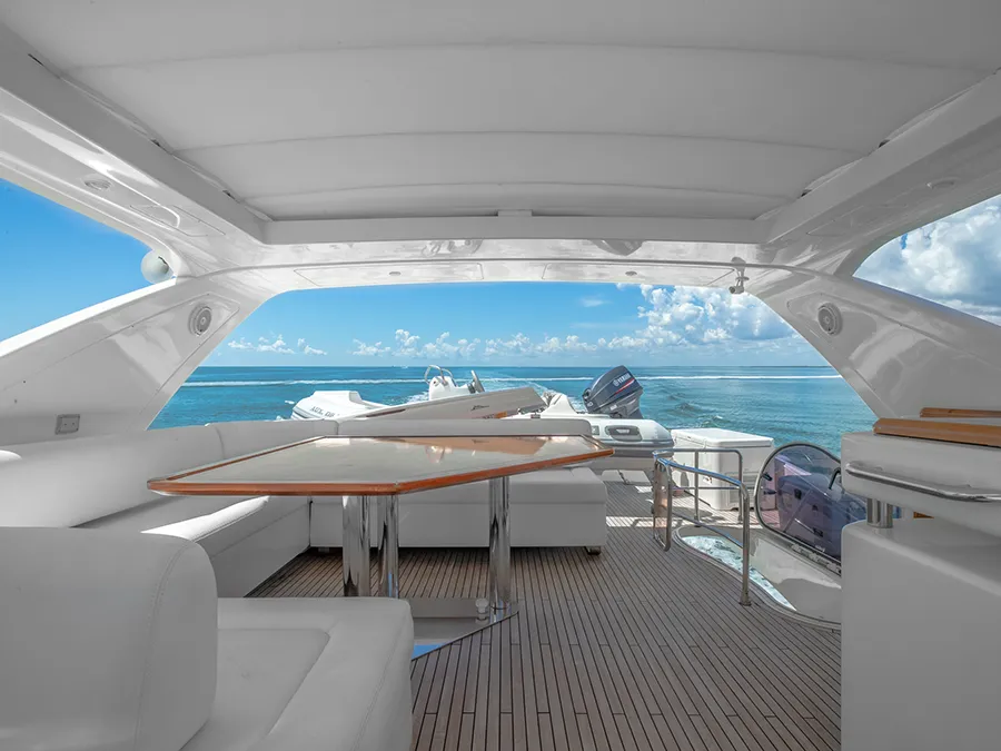 Azimut 70′ Yacht Rental in Miami fly bridge