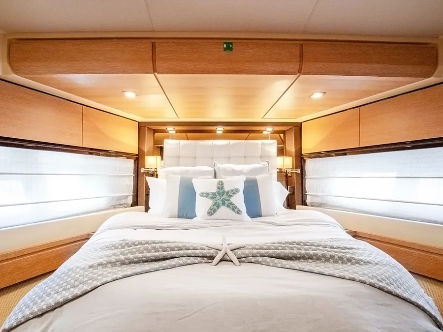 Azimut 70′ Yacht Rental in Miami guest cabin