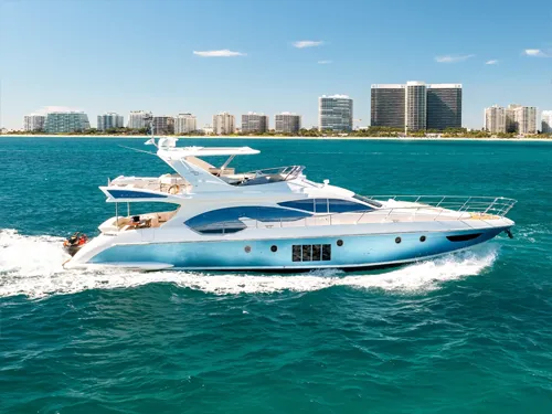 Rent Azimut 70′ “Lupo” in Miami in Miami