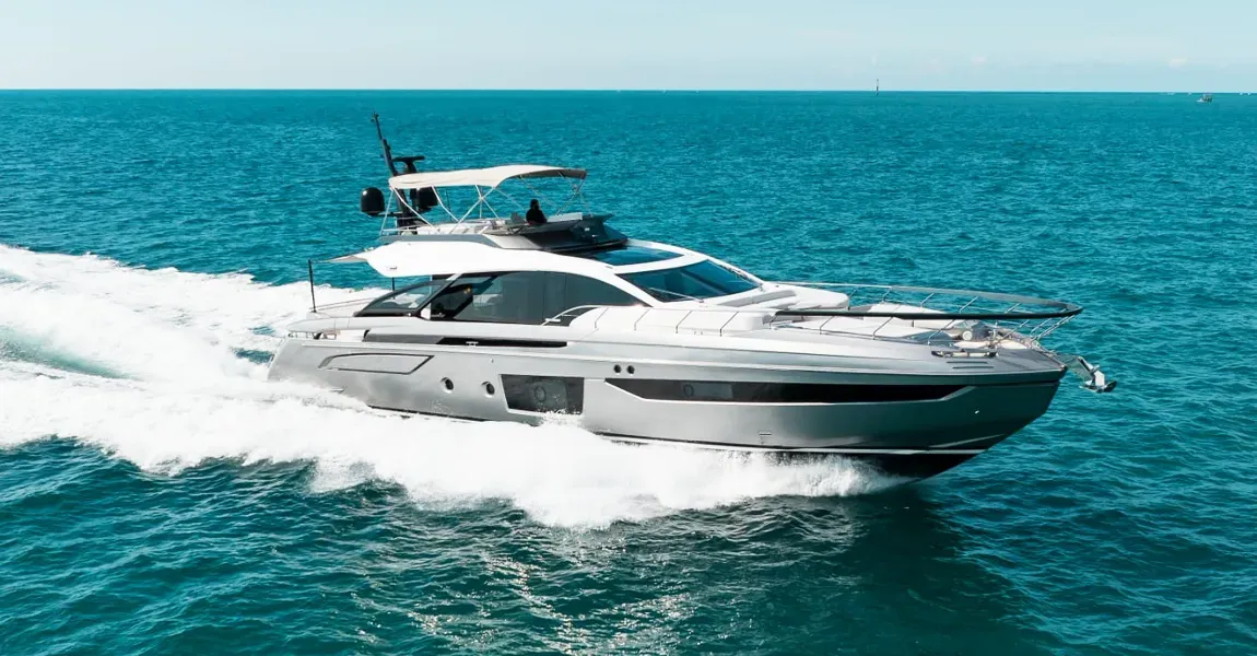 Azimut 80' в Майами