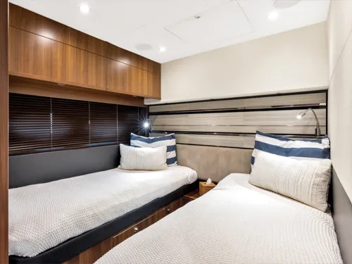 Princess 74′ twin cabin